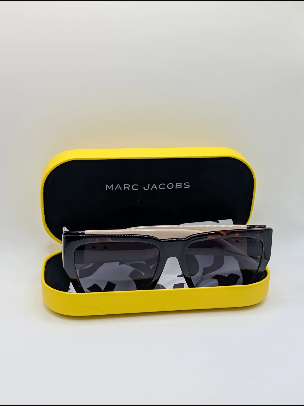 Marc Jacobs MARC 646/S Two-Tone Oversized Square Sunglasses Tortoise Beige NWT